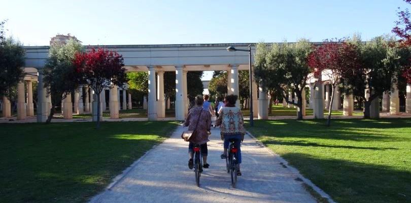 Afbeeldingsresultaat voor valencia biking jardin del turia
